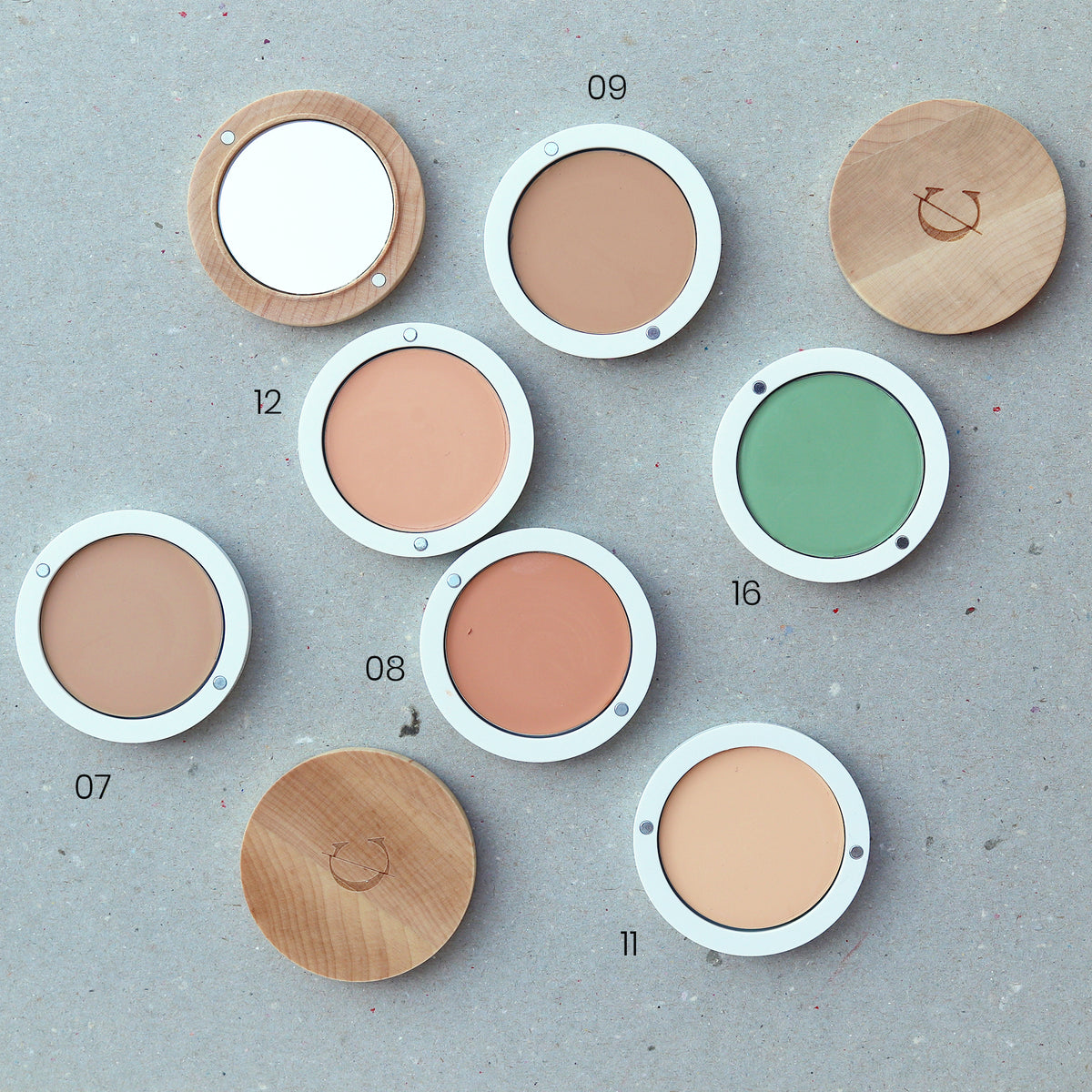 Correcteur anti cernes